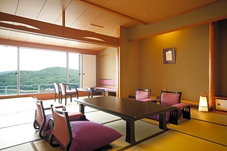 Japanese-Style Deluxe Room