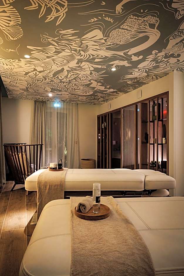 Grand Hotel de Courtoisville