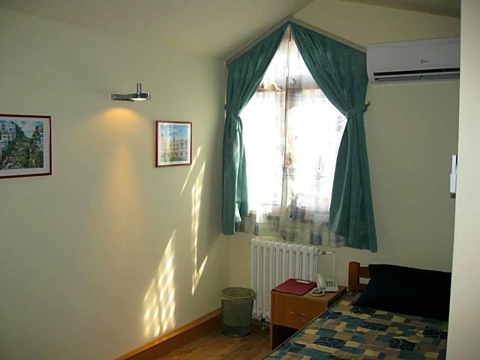 Hostel Oasis