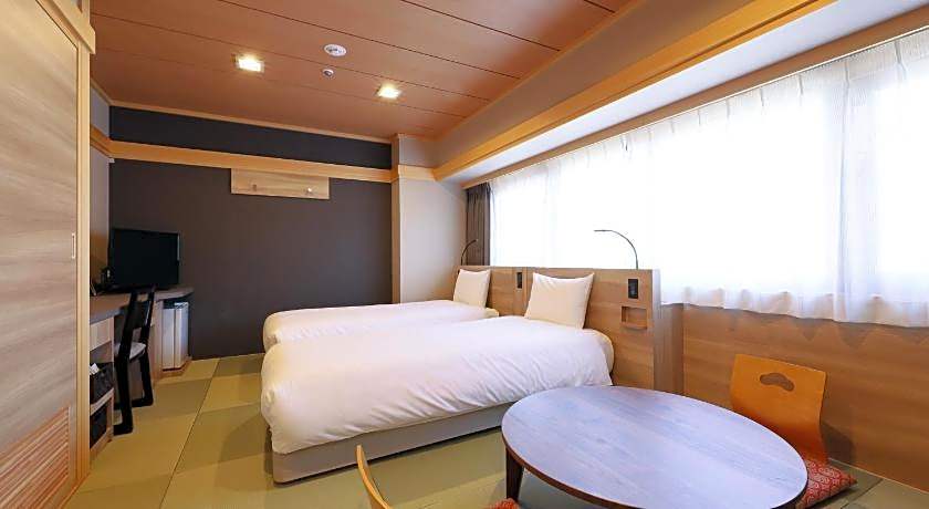 Osaka Garden Palace Hotel