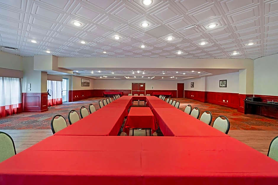 Best Western High Road Inn