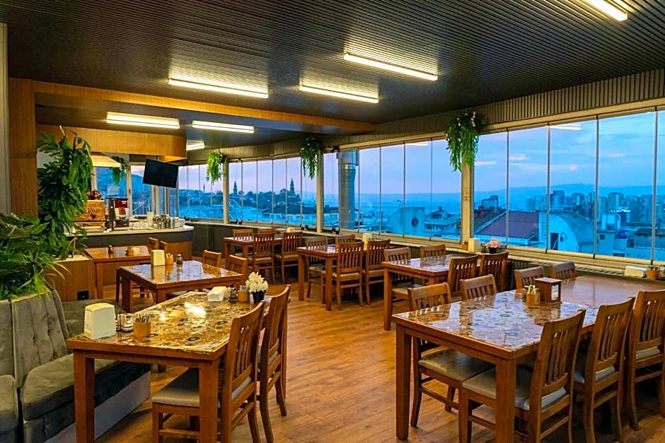 Hotel Grand Heykel