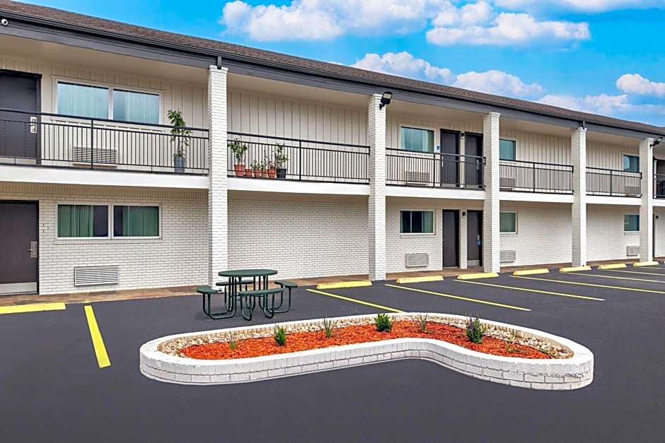 Days Inn By Wyndham Gatesville