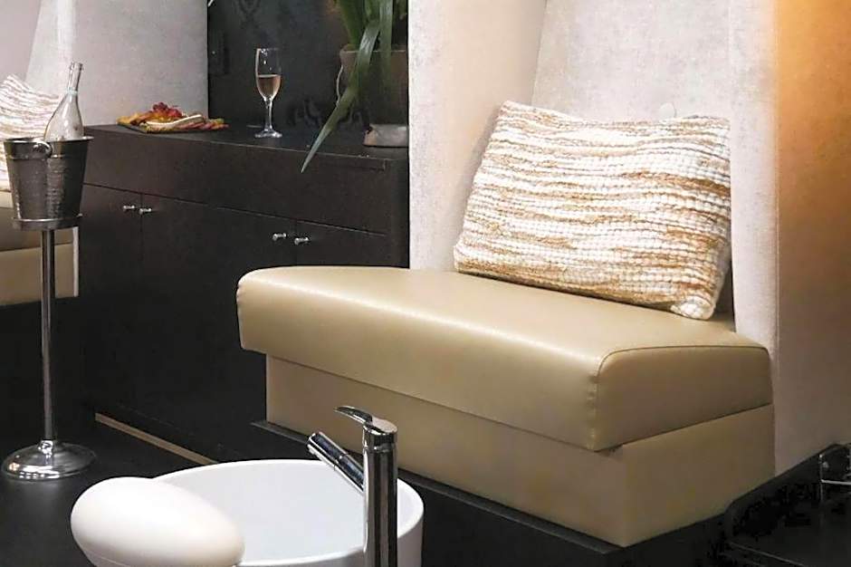 Curtiss Hotel, Ascend Hotel Collection
