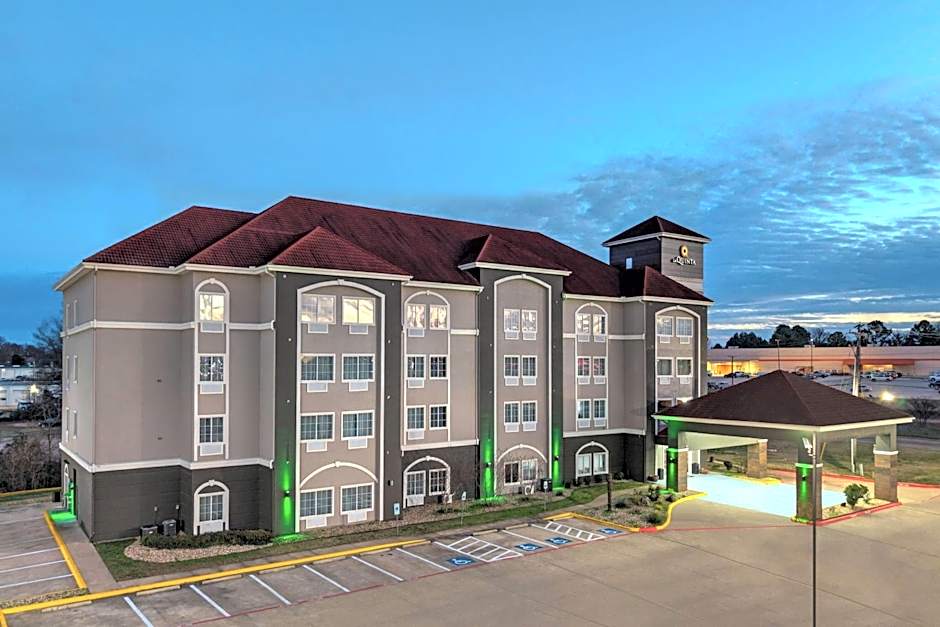 La Quinta Inn & Suites by Wyndham Paris