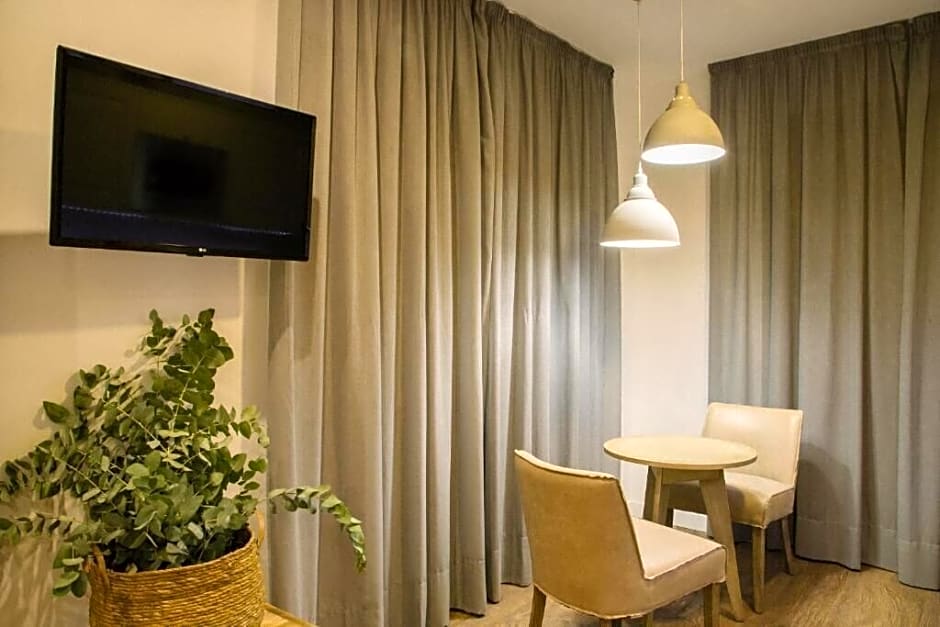 Apartamentos Naitly Málaga Teatro Romano