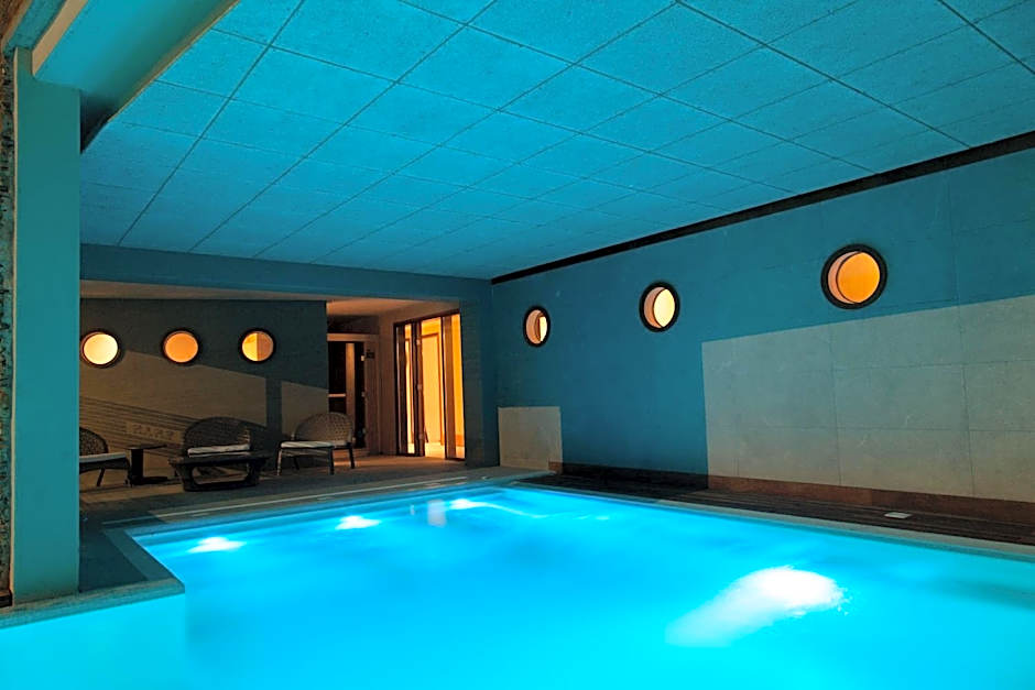 2122 Hotel Art Design