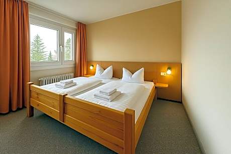 Hotel am Larchenberg I Fruhstuck, WLAN, Parkplatz