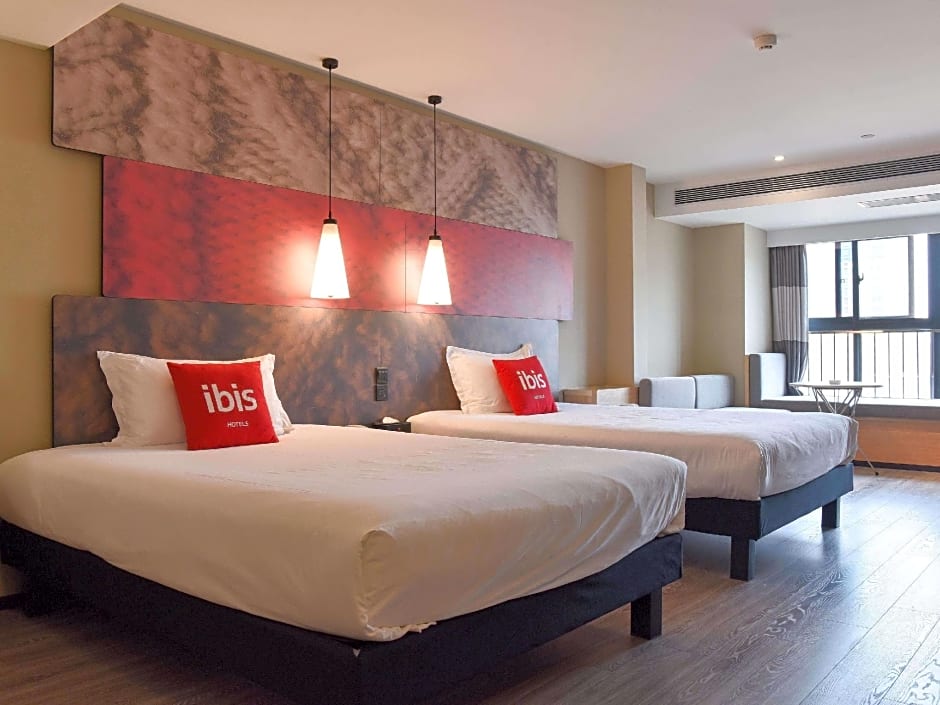 ibis Xi'an North Railway Station