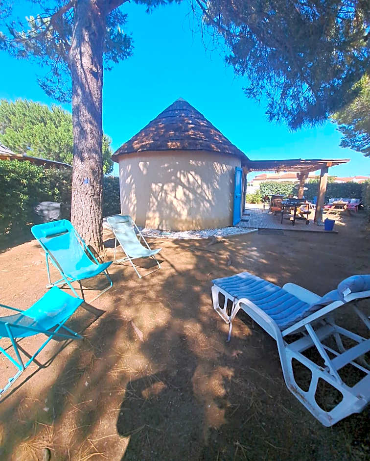 5 min voiture village de Noël joli mas de pêcheurs rénové classé 4 étoiles 8 couchages