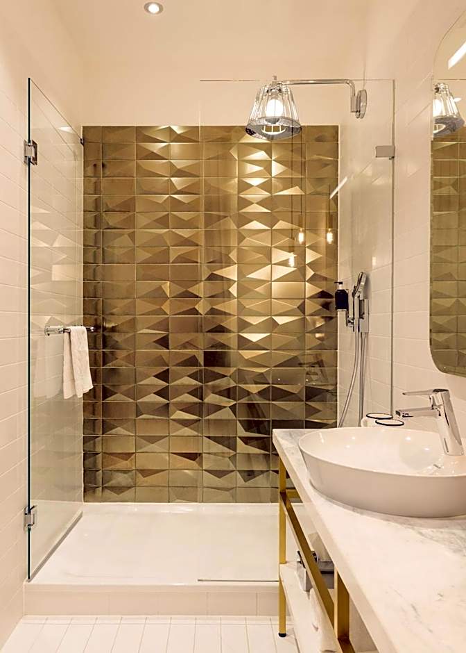 Hotel Schani Salon