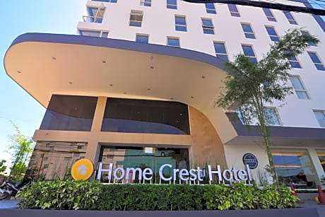 Home Crest Hotel