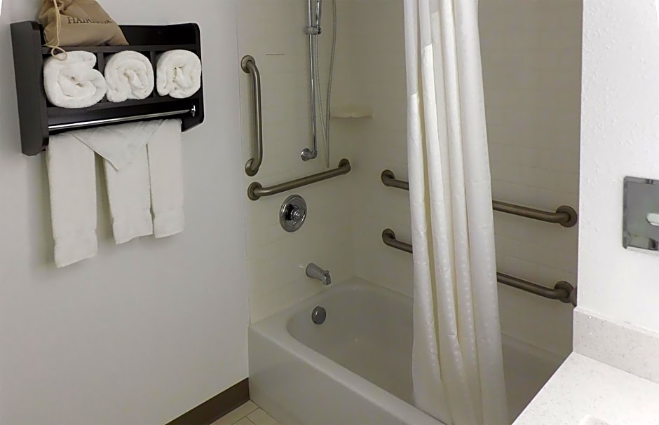 Holiday Inn Express Coventry S - West Warwick Area By IHG