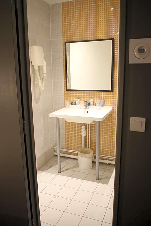 Orly Superior Hotel