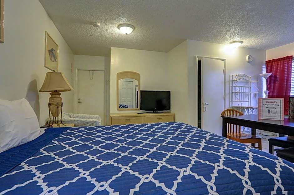 Richard's Motel Studios