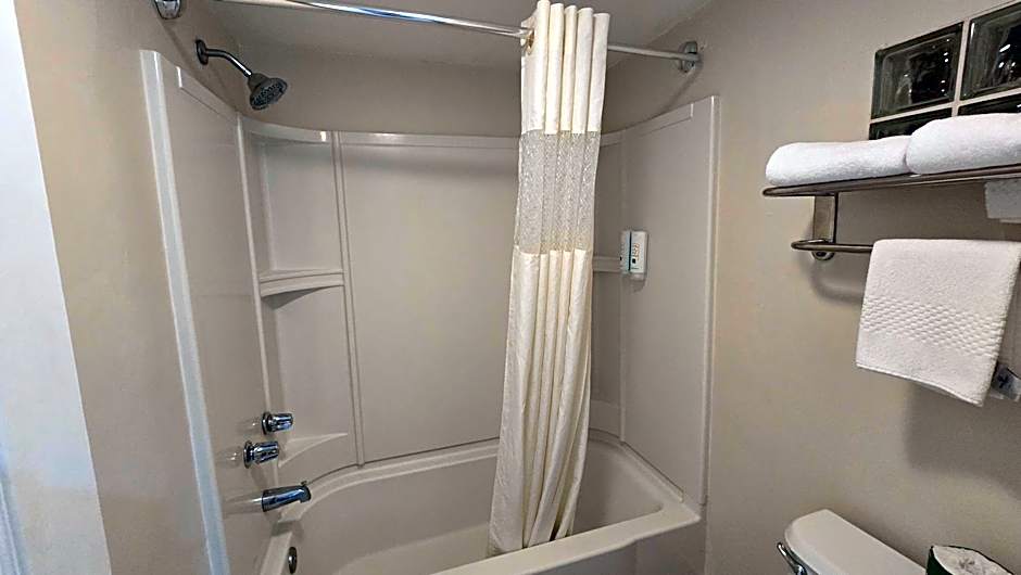 Quality Inn Escondido San Diego North County