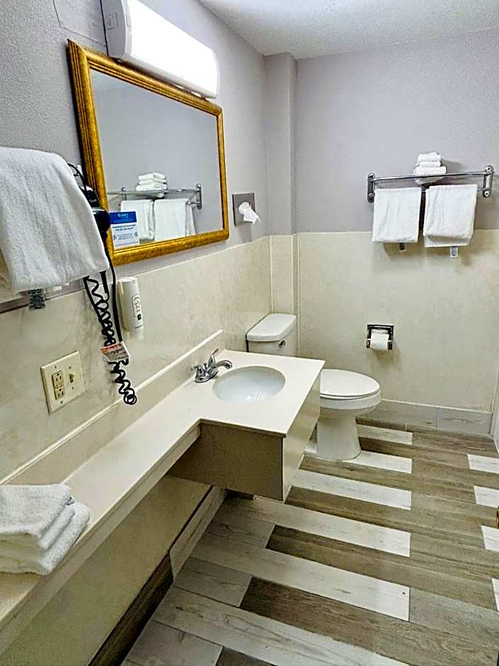 Quality Inn Raynham - Taunton