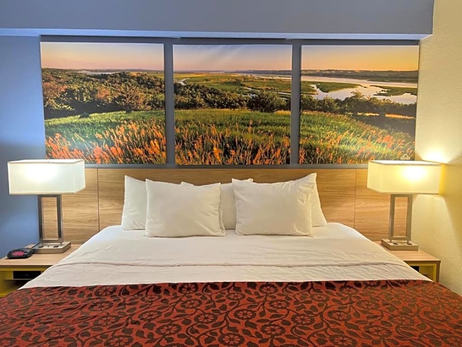Days Inn by Wyndham Newton