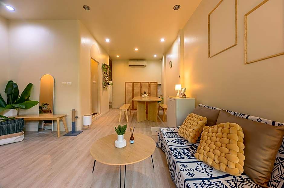 Private house 4bedrooms at Thonglor 4bath5toilet 10people