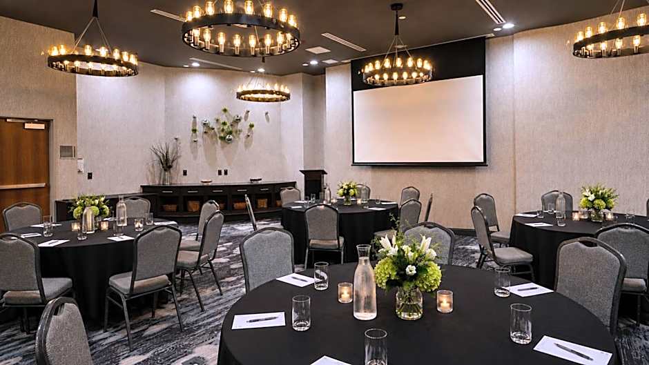 Hotel Indigo Frisco by IHG
