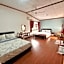 HAKS Boutique B&B with Pool & Farm-to-Table Dining