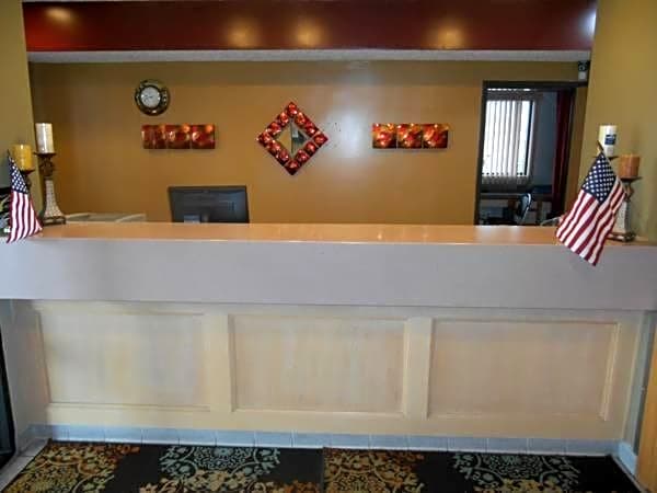 GuestHouse Inn St. Joseph