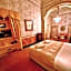 Casa Santangelo Suites - Historical Residence