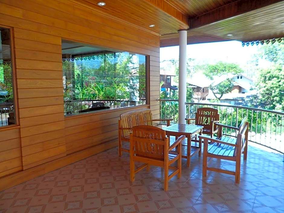 Baan Rom Mai