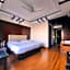 Hotel Basera
