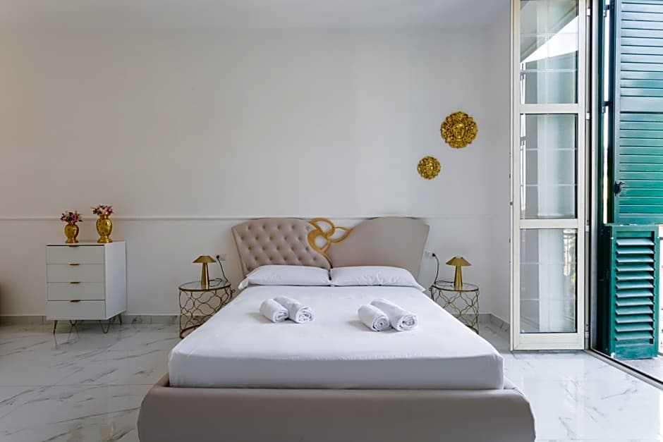 Golden Suites by Dimorra