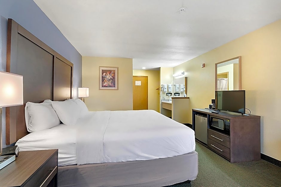 Days Inn & Conference Center by Wyndham Ellensburg