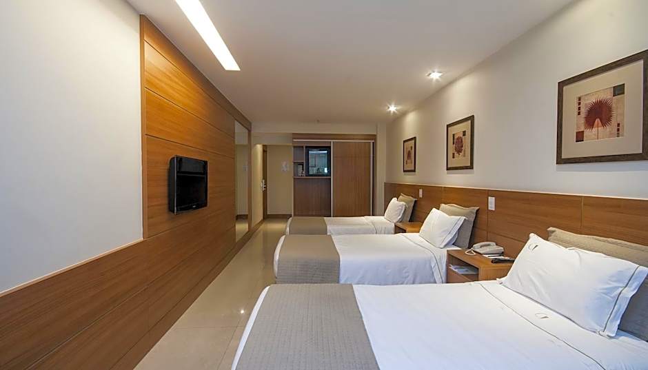 Américas Granada Hotel