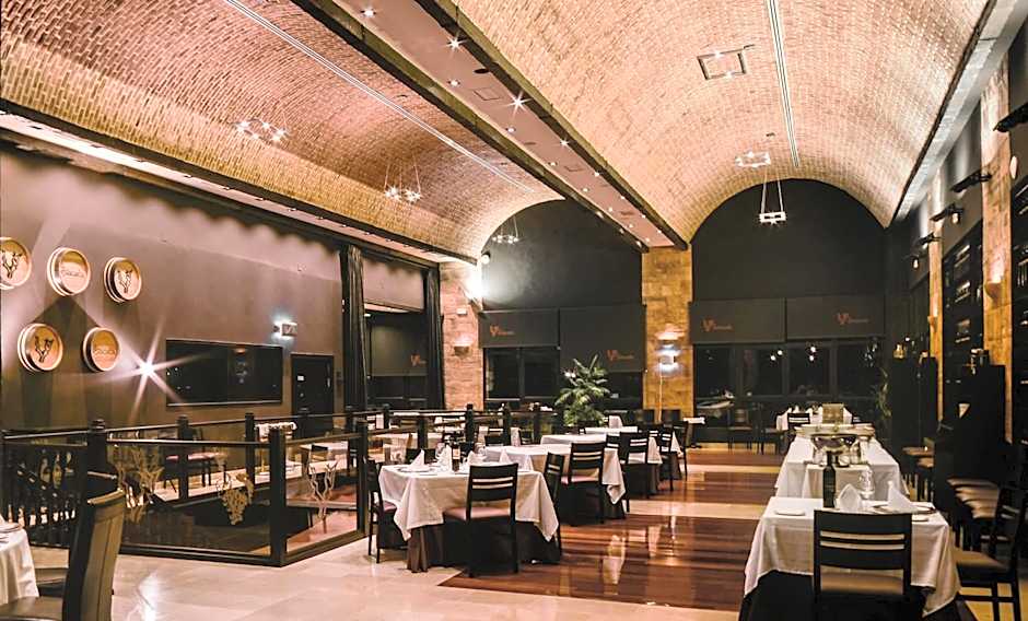 Complejo Enoturístico Finca La Estacada