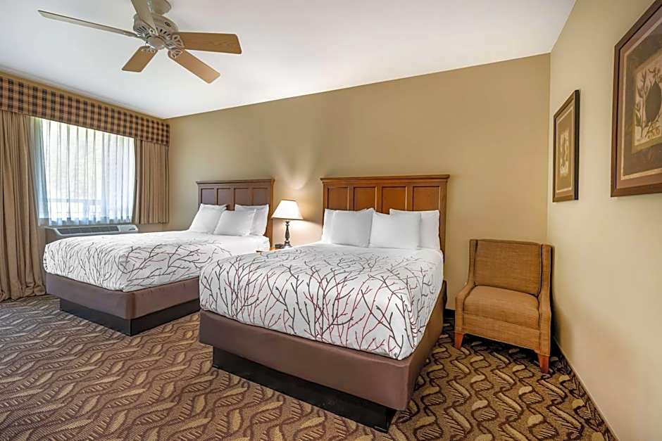 Best Western Lodge at River's Edge