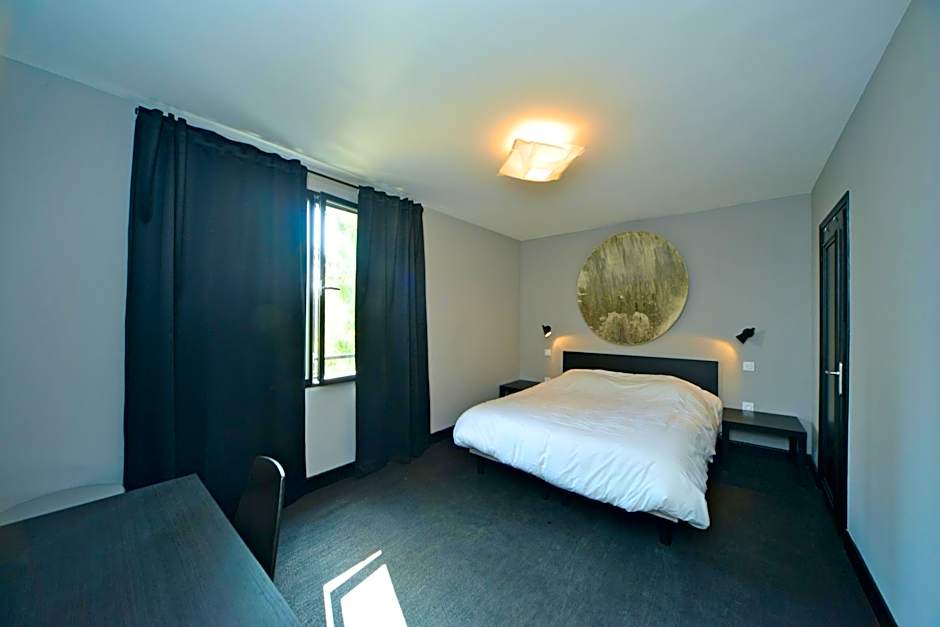 Logis - Hotel Restaurant La Mire