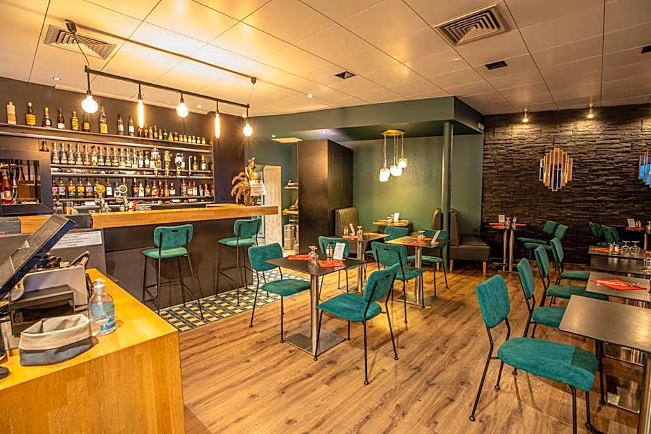 Logis Hotel des Bourbons