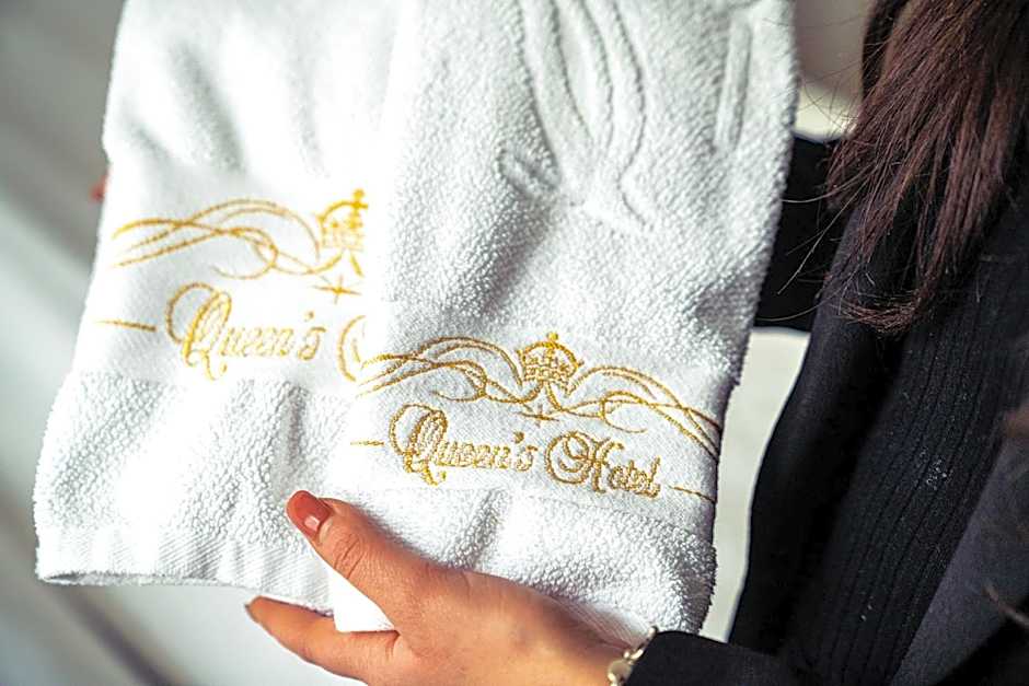Queen's Hotel by First Hotels