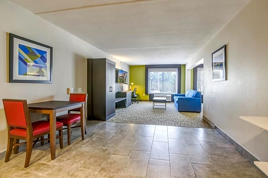 Holiday Inn Express And Suites Longview North By IHG