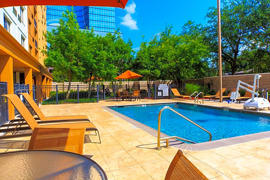 Courtyard by Marriott New Orleans Metairie