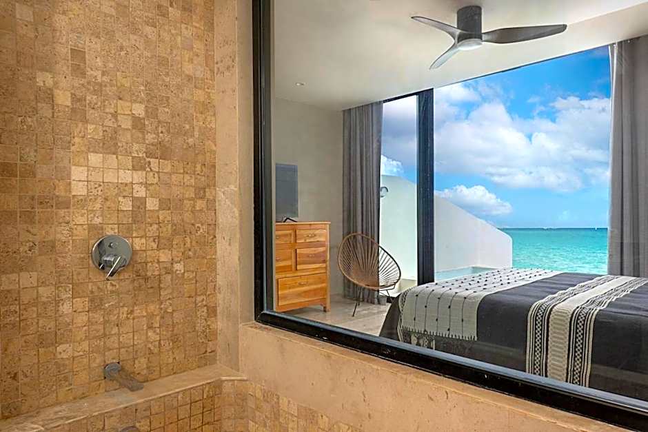 Oceanview PH studio at Tankah Bay