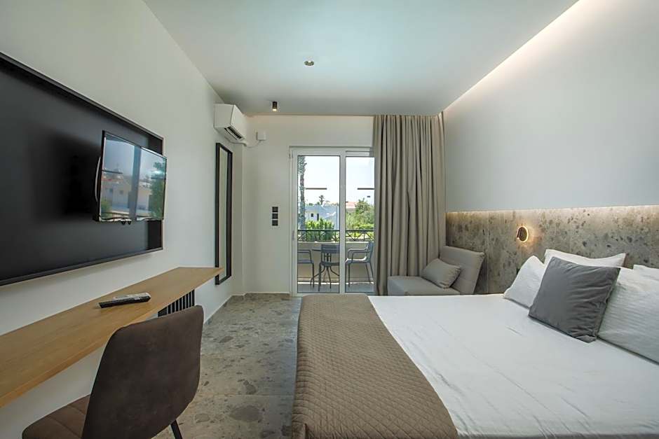 Dias Studios & Suites