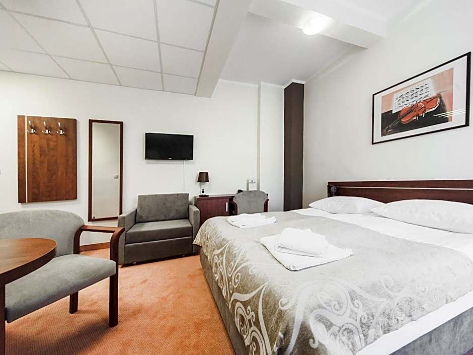 Hotel Chmielna Warsaw