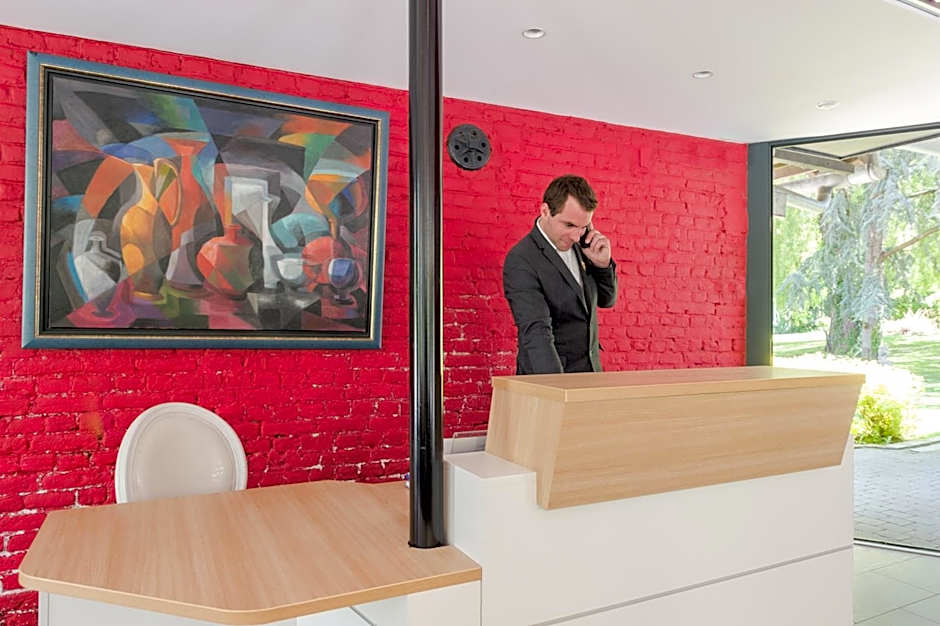 La Ferme Blanche, The Originals Relais