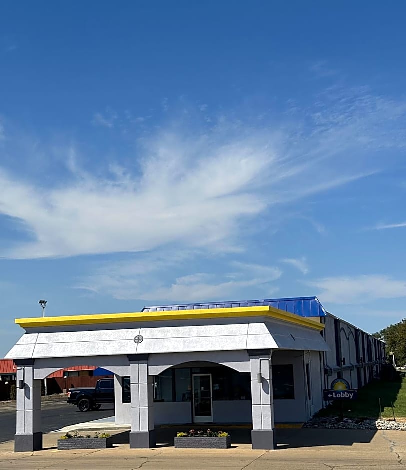 Days Inn by Wyndham Salina South