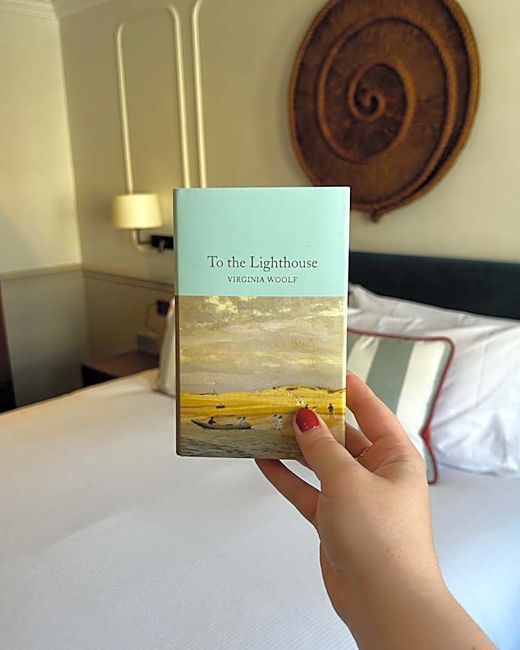 The White Horses by Everly Hotels Collection