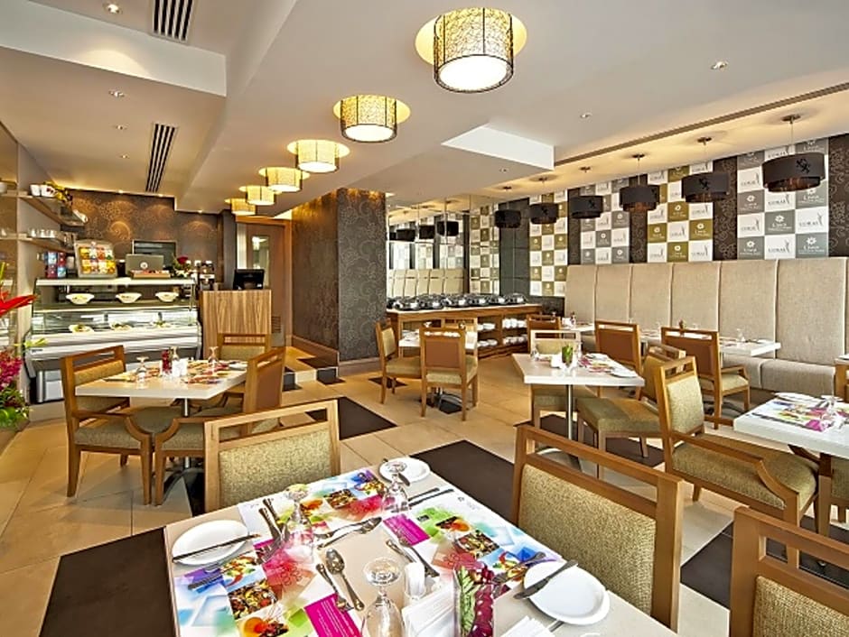 Oaks Liwa Executive Suites