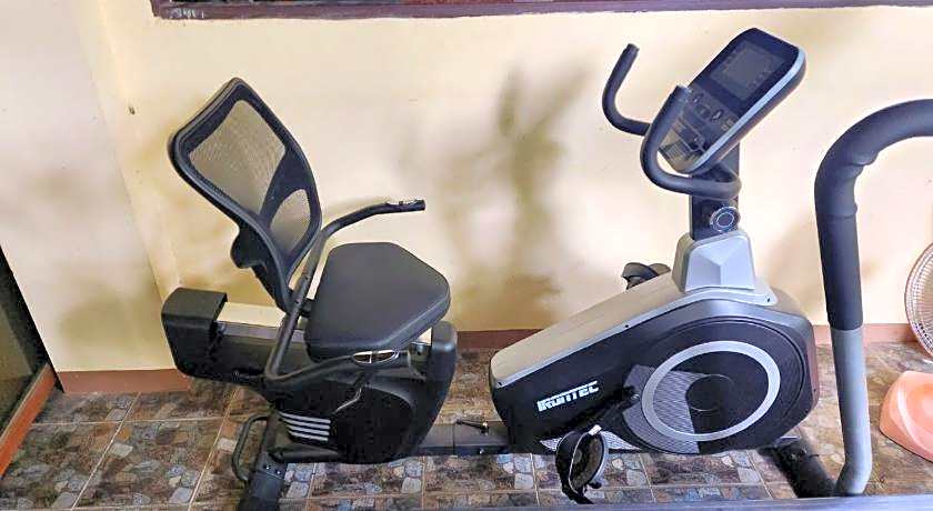 Above The Sea Boutique Hotel