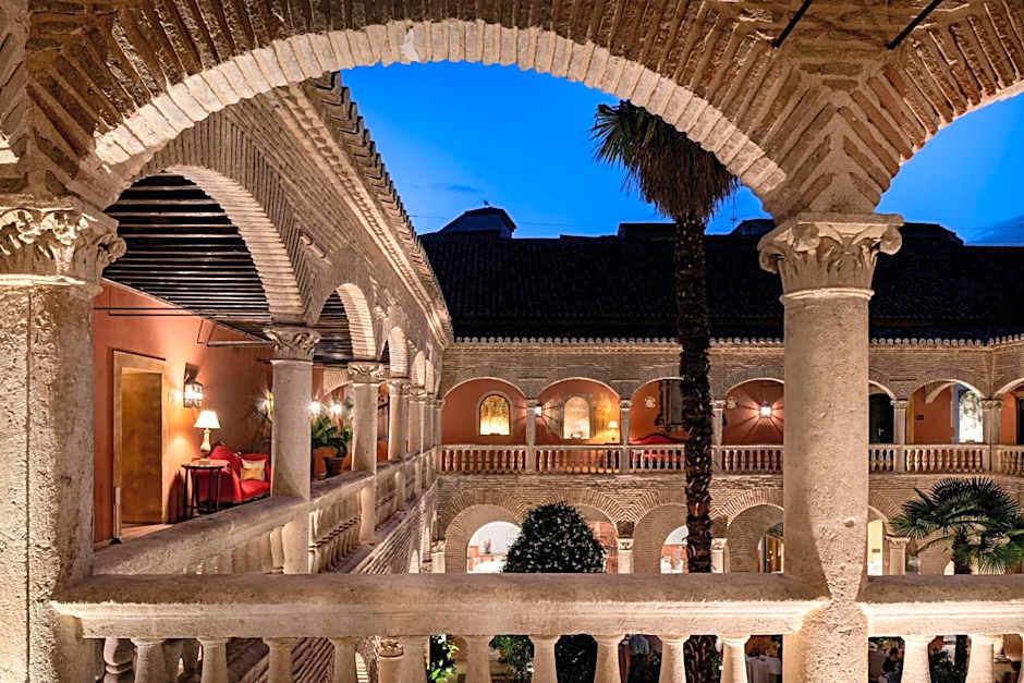 AC Palacio de Santa Paula Autograph Collection