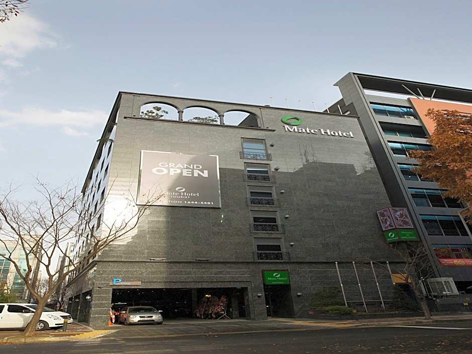 Mate Hotel Bundang