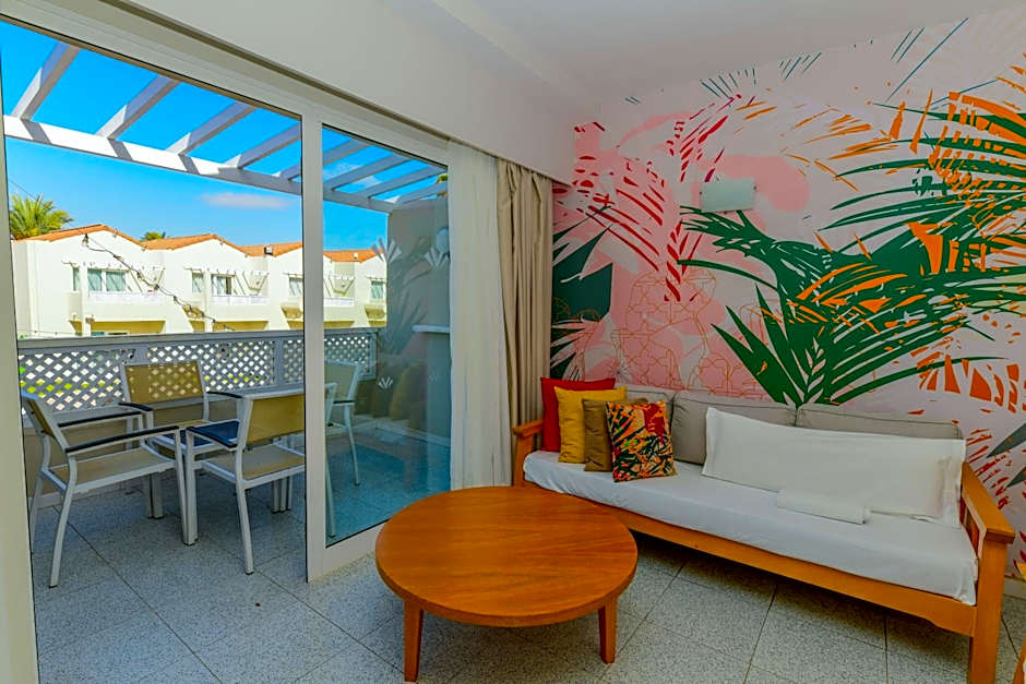 Hotel LIVVO Koala Garden